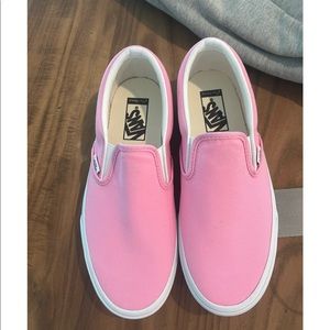 Vans slip on bubble gum pink women’s 8.5W & mens 7W! Look like new🙌🏻!